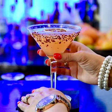 Doubletree By Hilton فندق فروتسواف