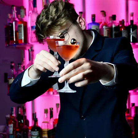 Doubletree By Hilton فندق فروتسواف