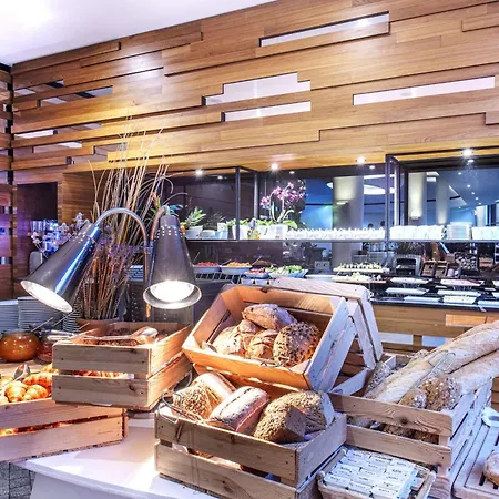 Doubletree By Hilton Hotell 5*