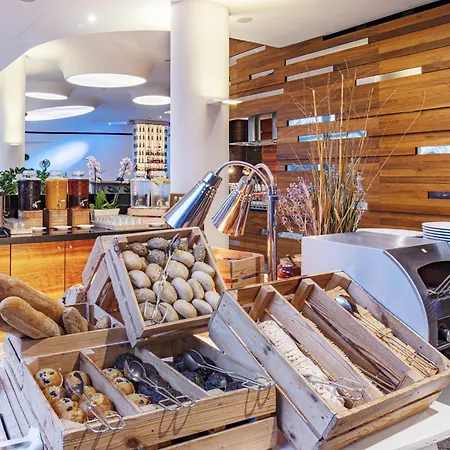 Doubletree By Hilton Hotell 5*