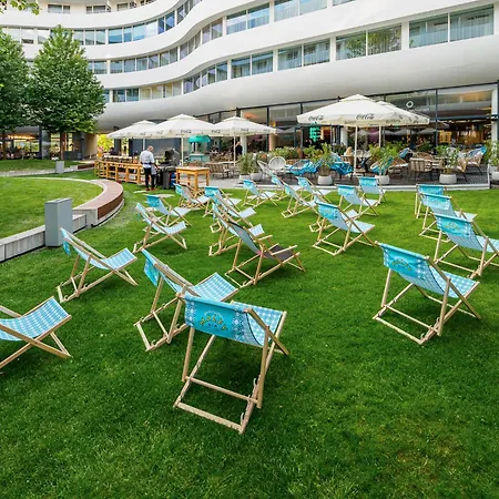Doubletree By Hilton Breslau