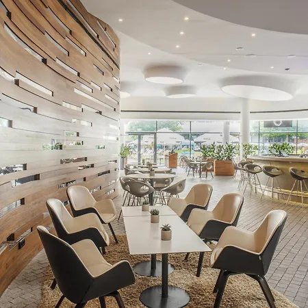 Doubletree By Hilton 5*