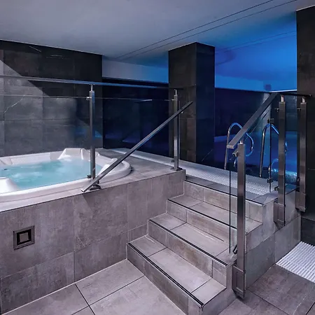 Hotel Doubletree By Hilton