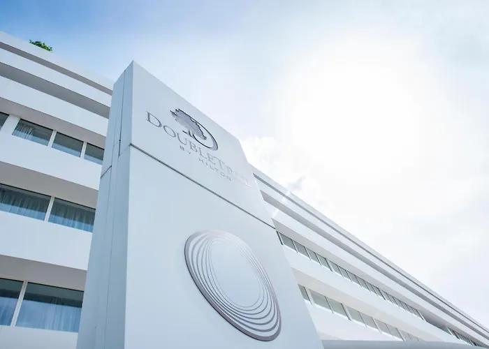 Doubletree By Hilton Hotel